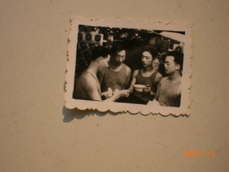    1976��11�£�270ǱͧԶ����������ʱ���𲮻��������ά����Ƭ����һΪ��ҽ����С���Ӻ��Ǹ��������ѡ�ţ ...