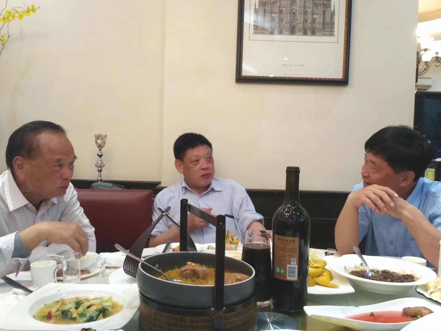 �ֲ�ı���͵˸�˳���������Ӱ