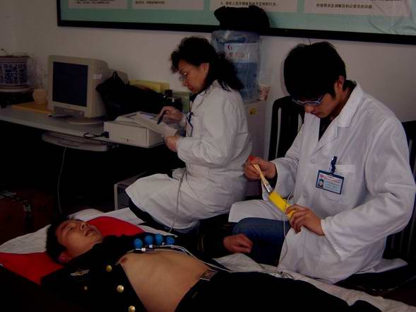 ������С �Ҵ���ȥ����ǰ��Ϊ�ٱ����5.jpg